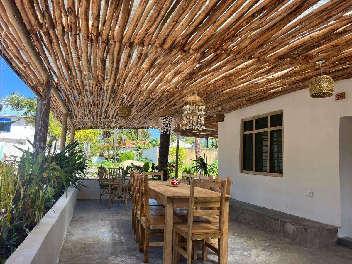 Upendo Hostel Paje
